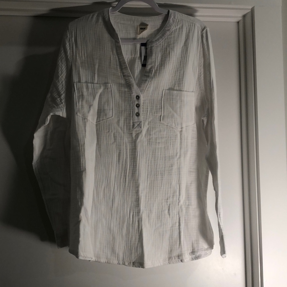 White long sleeve top